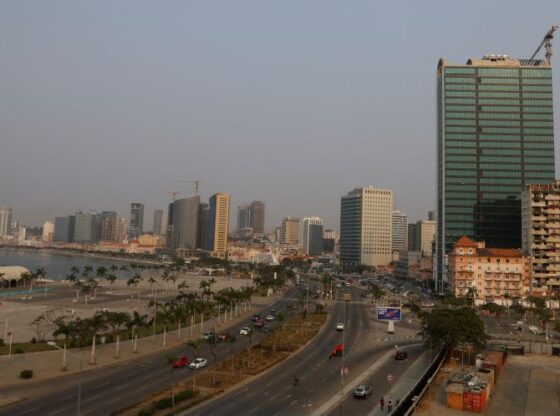 FILE PHOTO: A general view of Luanda in Angola, August 25, 2022. REUTERS/Siphiwe Sibeko/File Photo