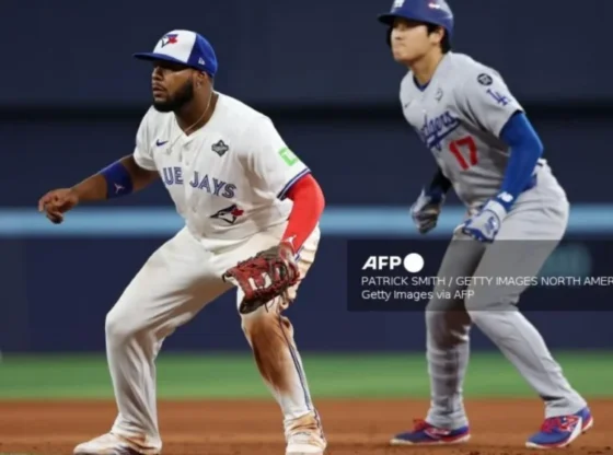 The Dodgers start as favorites to reach the first two consecutive championships in the World Series; but Blue Jays will put up a fight.