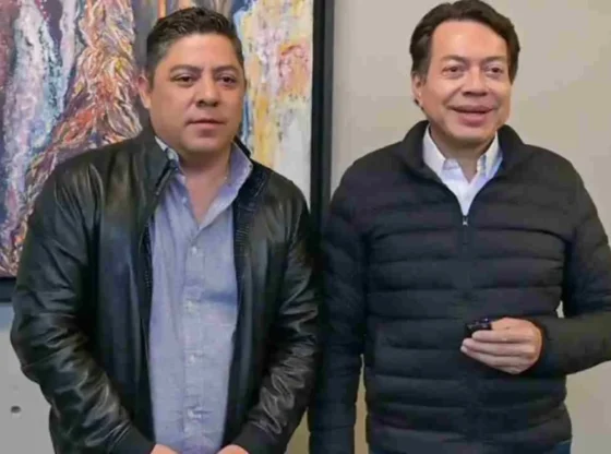 Mario Delgado visited SLP, one of the states affected by torrential rains.