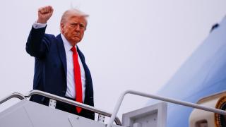 Donald Trump, before getting on the plane to attend the funeral of Charlie Kirk.