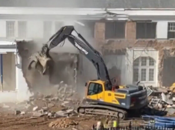 Inicia demolición de la Casa Blanca.