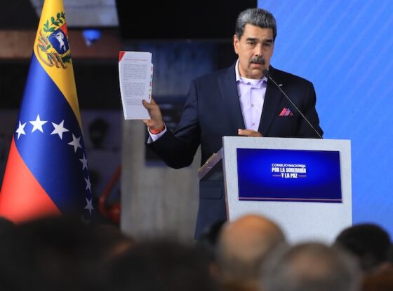 Donald Trump, President of the United States (US), proposed bombing Mexico, but instead they hit Venezuela, says a text published by The New Yorker.
