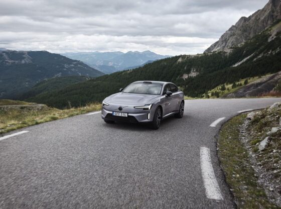 Volvo ES90