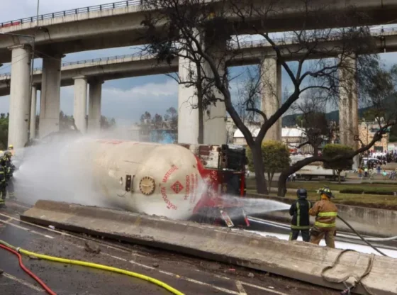 There are 32 fatalities due to the explosion of a gas pipe on the Concorde Bridge, which occurred on September 10.