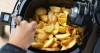 A specialist explains how to reduce the negative effects of cooking with the air fryer.