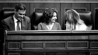 The President of the Government, Pedro Sánchez; the first vice president and Minister of Finance, María Jesús Montero; and the second vice president and Minister of Labor and Social Economy, Yolanda Díaz